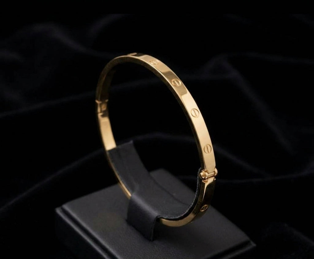 Eternel Love Bangle