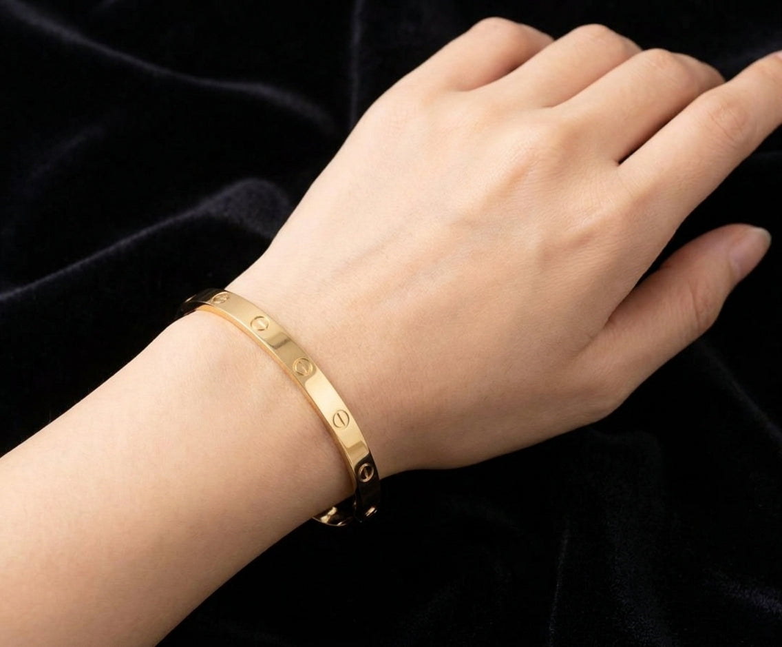 Eternel Love Bangle