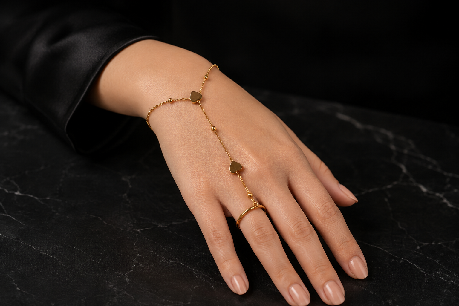Elegant Heart Hand Ring Bracelet